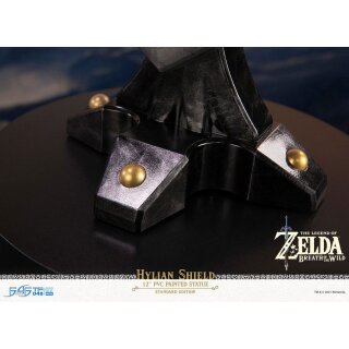 The Legend of Zelda Breath of the Wild PVC Statue Hylian Shield Standard Edition 29 cm