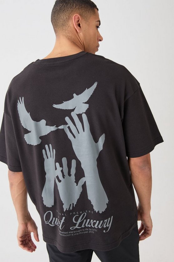 Oversize T-Shirt mit Quiet Luxury Stickerei