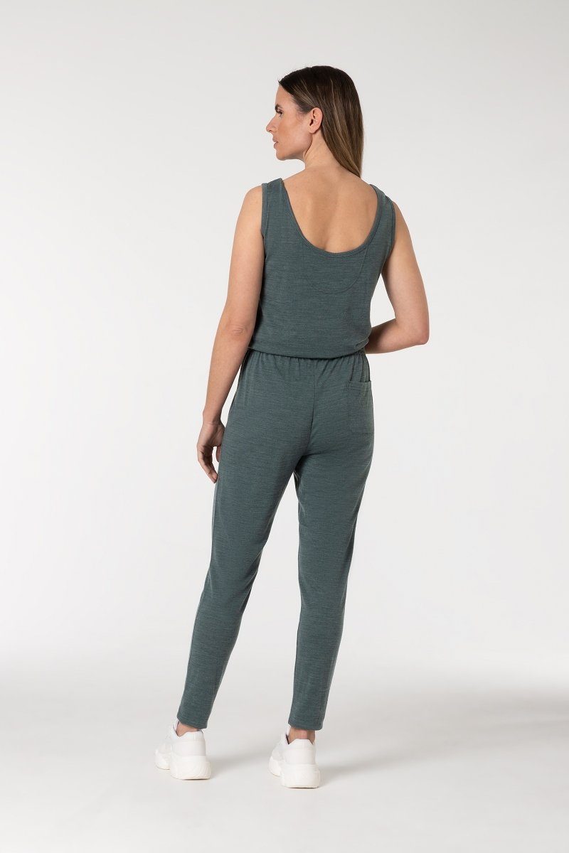 SUPER.NATURAL Jumpsuit Merino Overall W FEEL GOOD JUMPER pflegeleichter Merino-Materialmix