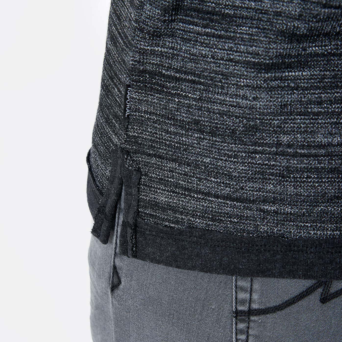 PAO    T-shirt gris chiné Homme