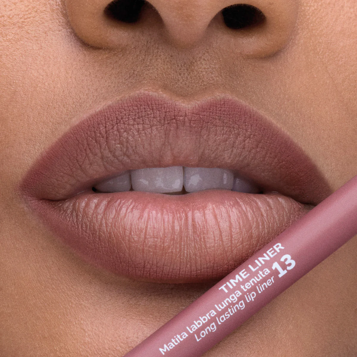 Creion de buze TIME LINER Lips