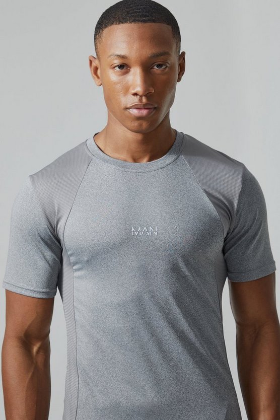 Man Active Muscle Fit Mesh Colorblock T-Shirt