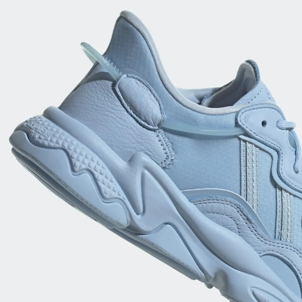 adidas Ozweego W HQ8863 / blau