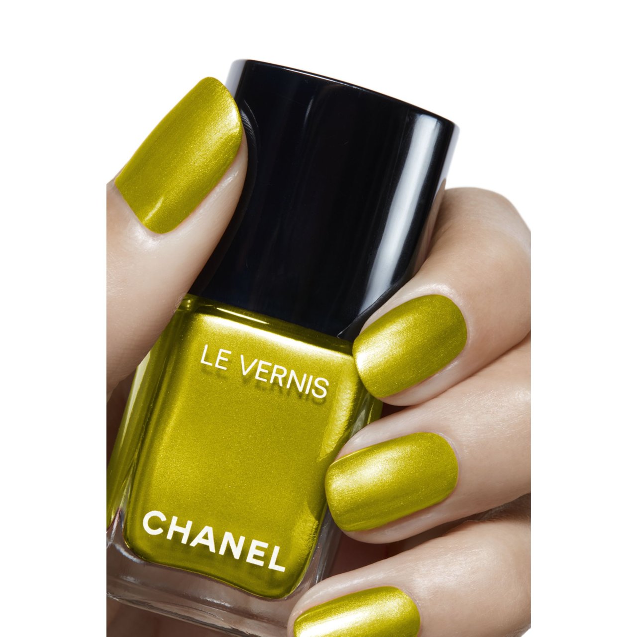 CHANEL LE VERNIS NAGELLACK – FARBE UND GLANZ MIT LANGEM HALT