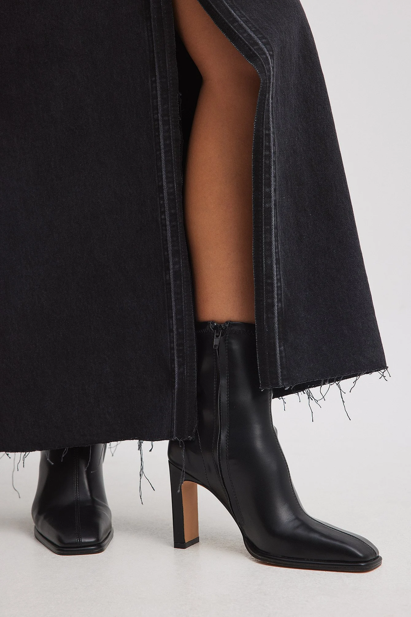 Schmale Stiefeletten