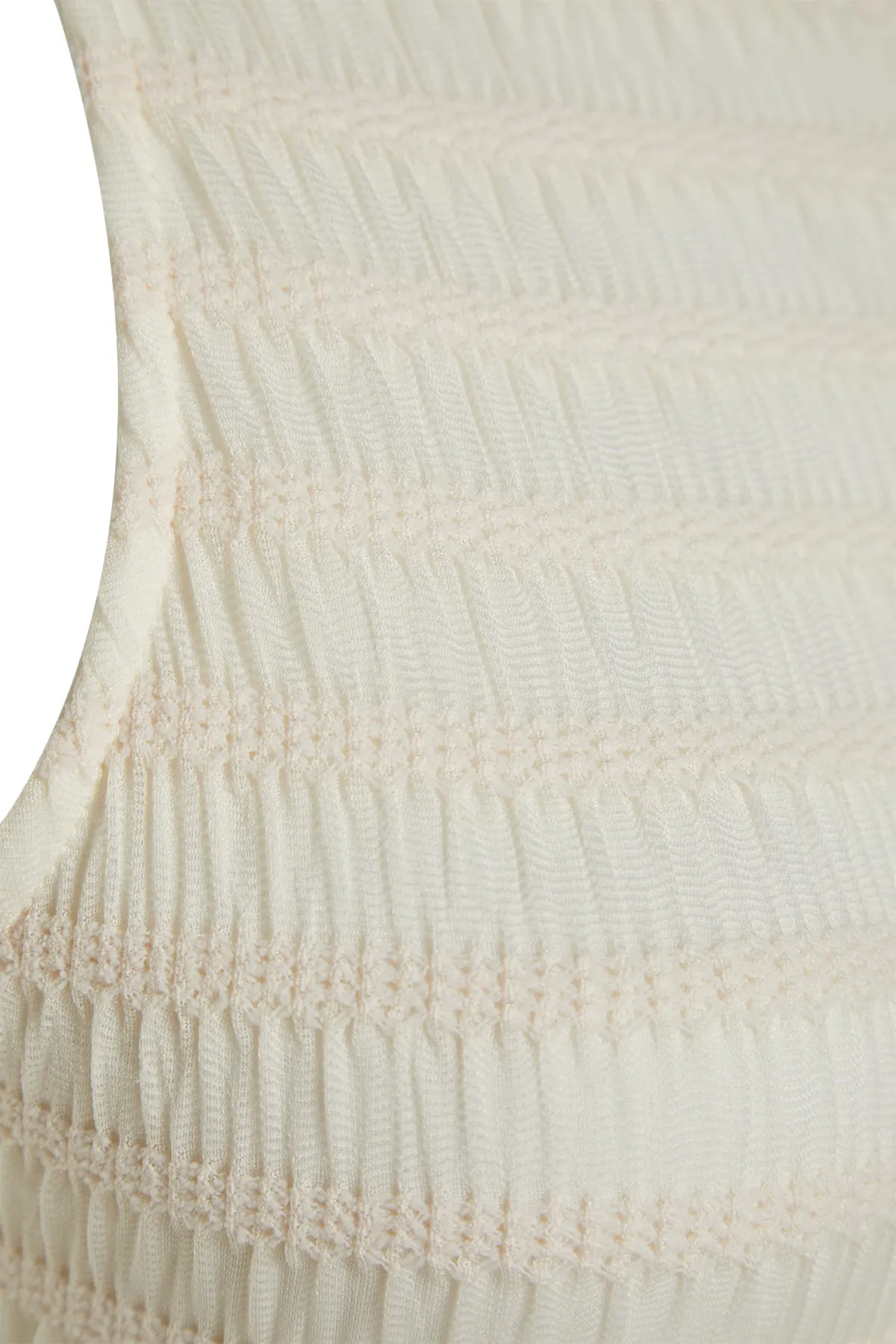 Trendyol Collection  Enganliegendes, ecrufarbenes, tailliertes Midi-Kleid mit Neckholder und strukturiertem, dehnbarem Strickkleid in limitierter Auflage TWOSS23EL02192