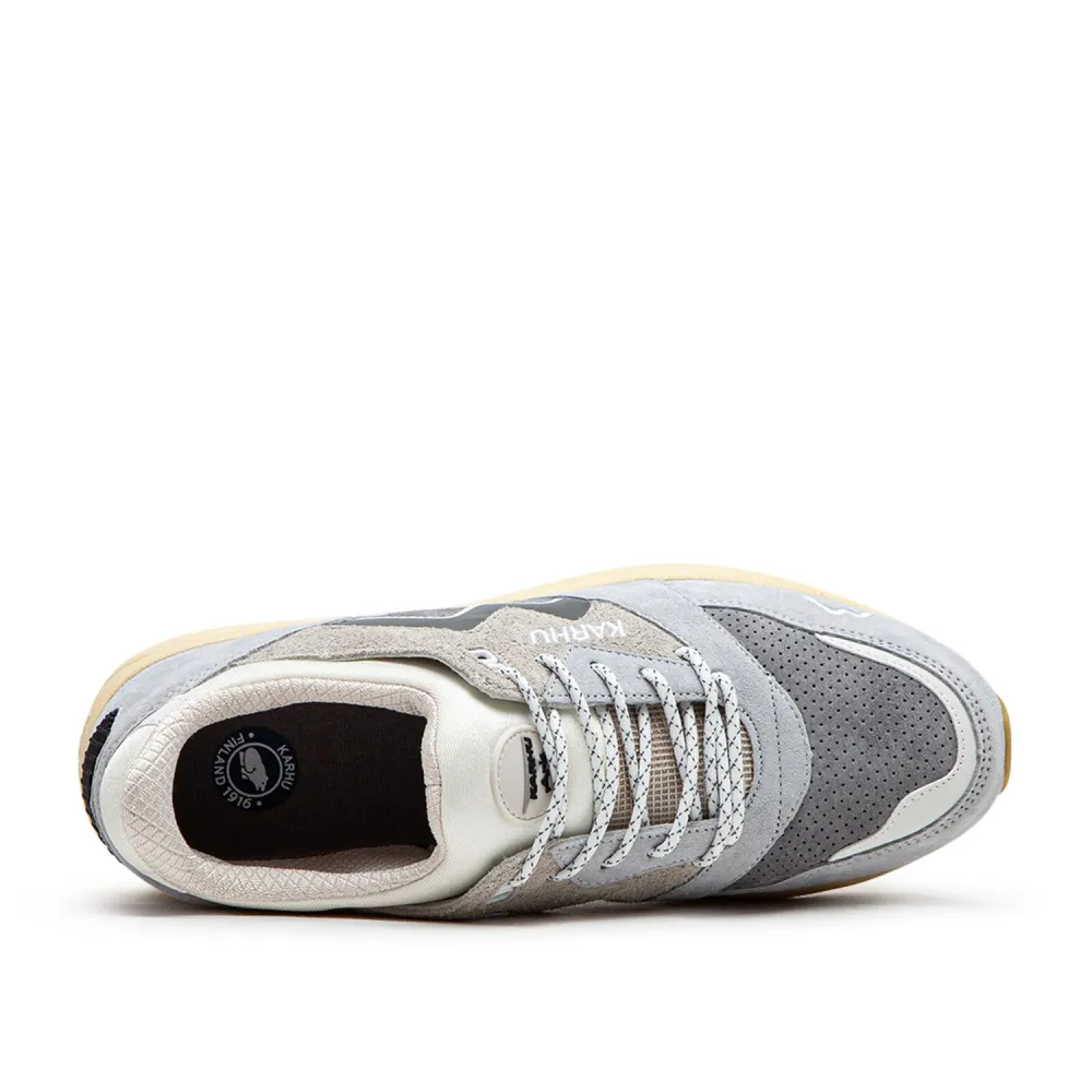 Karhu Aria 95 F803117 / grau