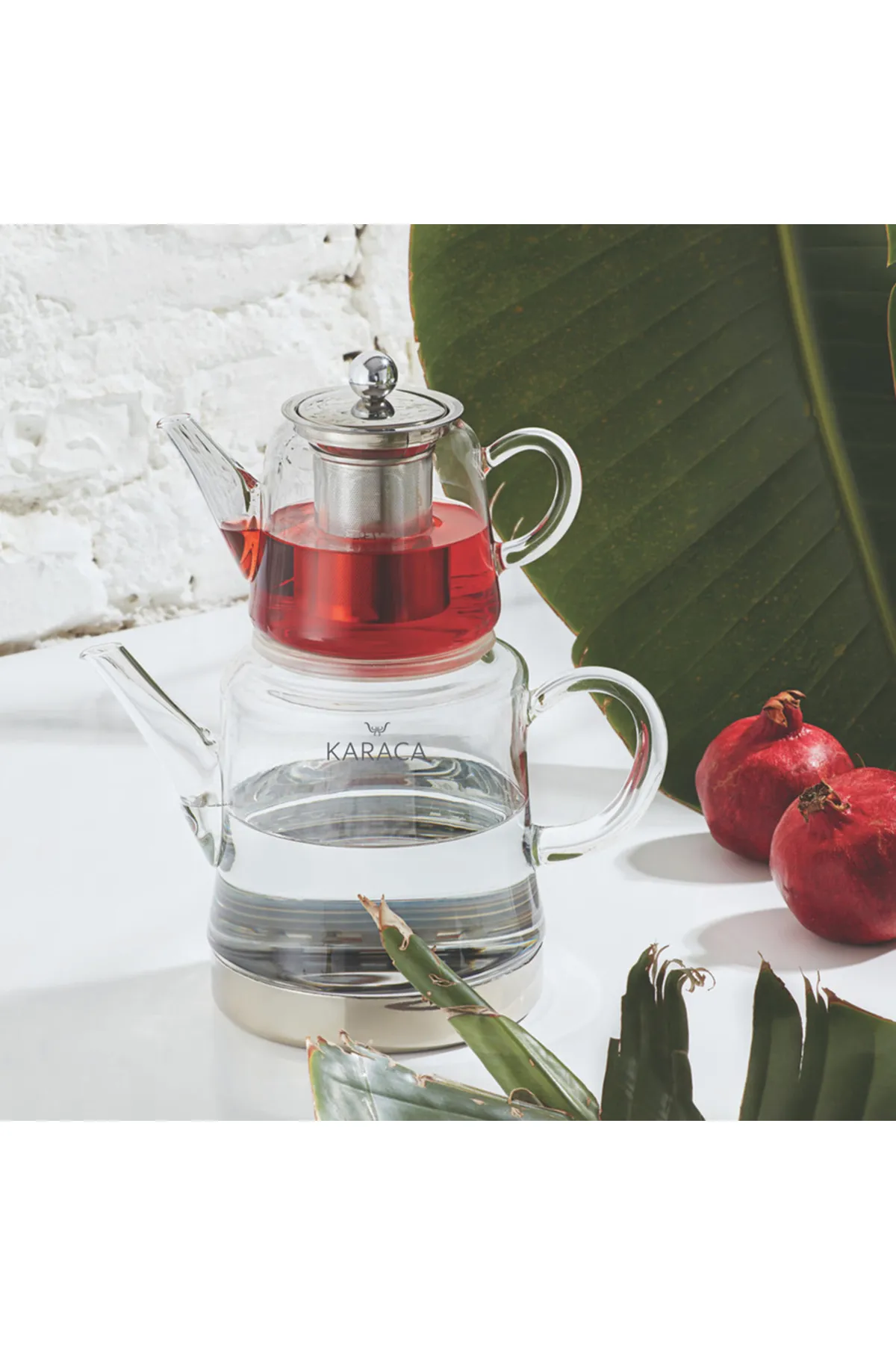 Karaca  Dora Teekanne aus Glas, Kanne 450ml, Wasserkocher 180ml, Geeignet für Gas- und Elektrokochsysteme