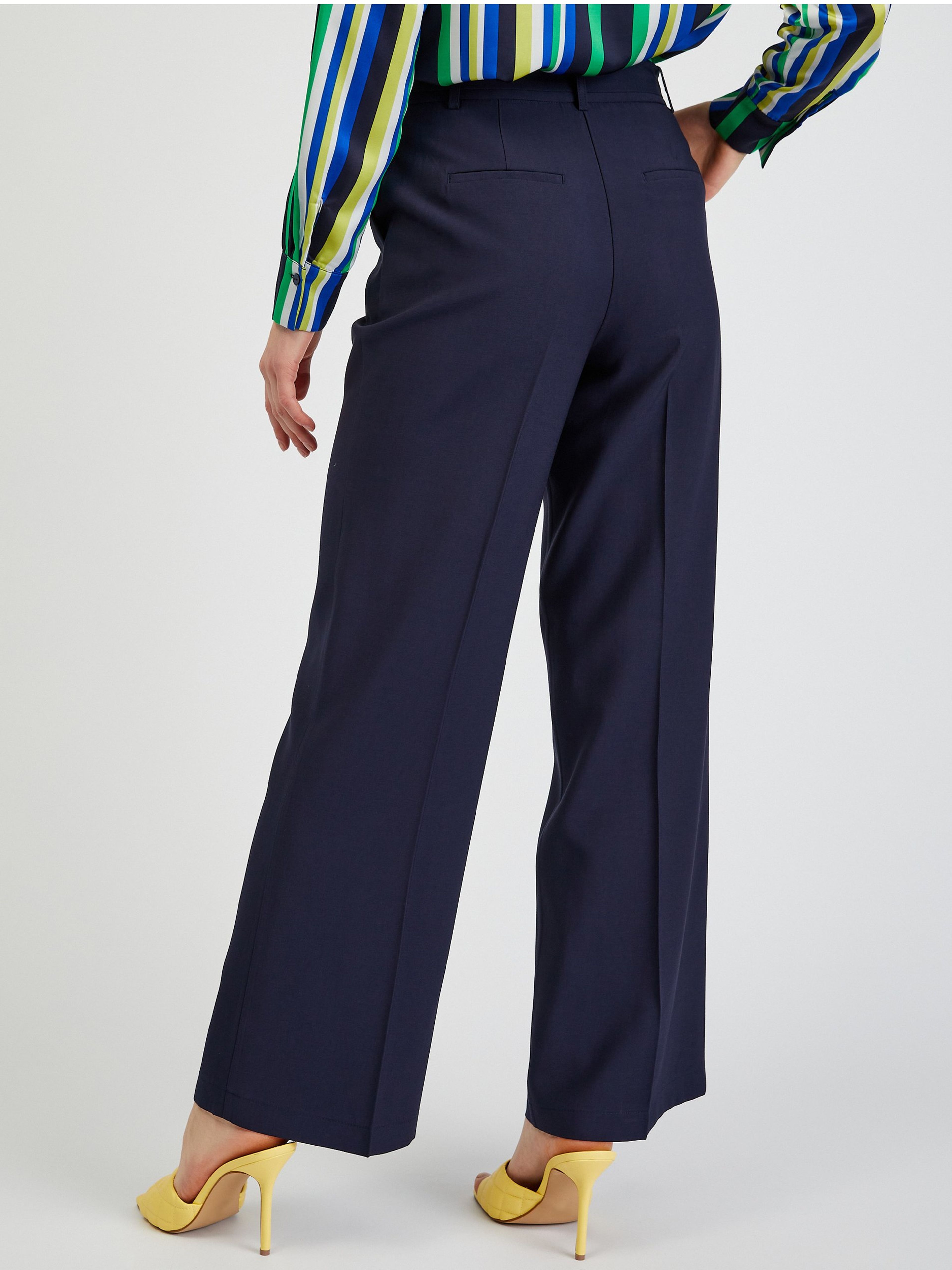 Dunkelblaue weite Damenhose mit Gürtel ORSAY