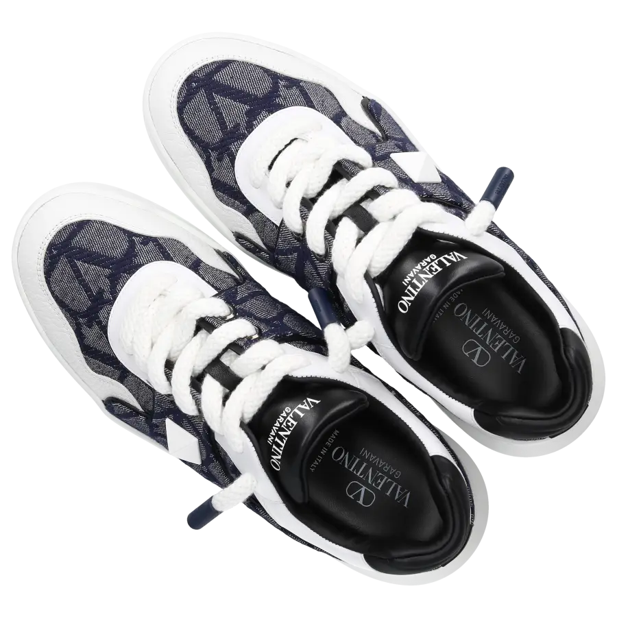 Valentino Garavani - Sneaker low ONE STUD XL Textil - weiß