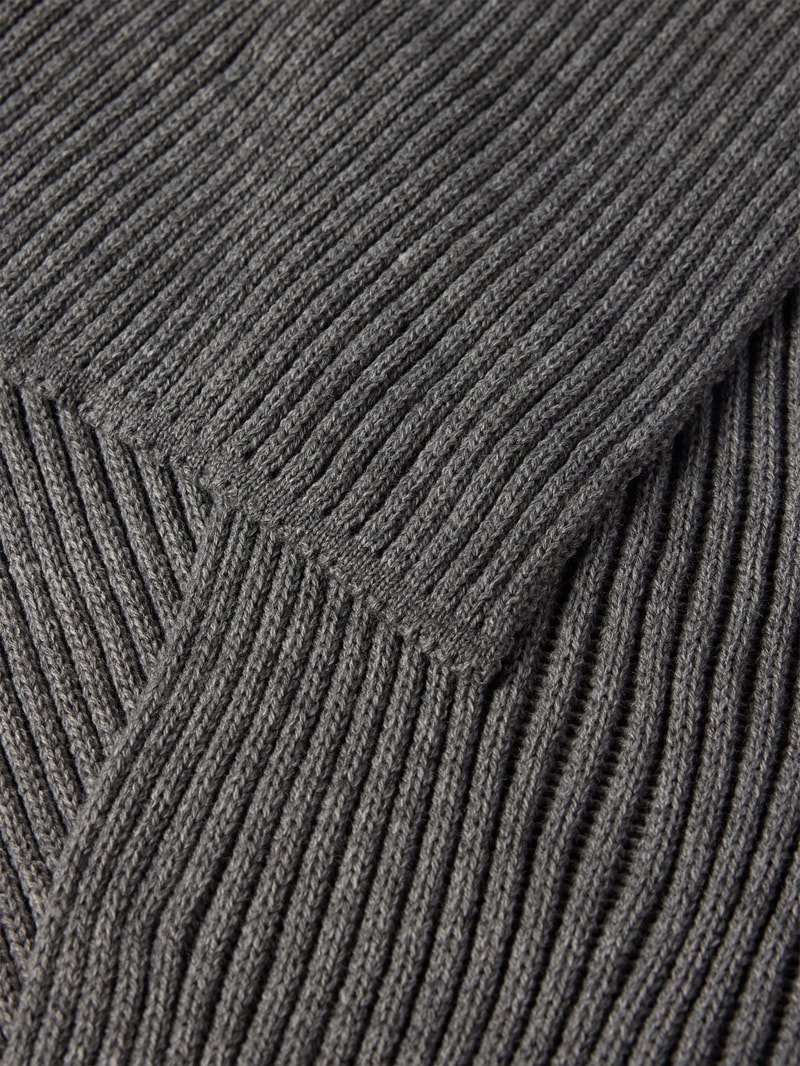Schal in unifarbenem Design aus Schurwoll-Mix in silber