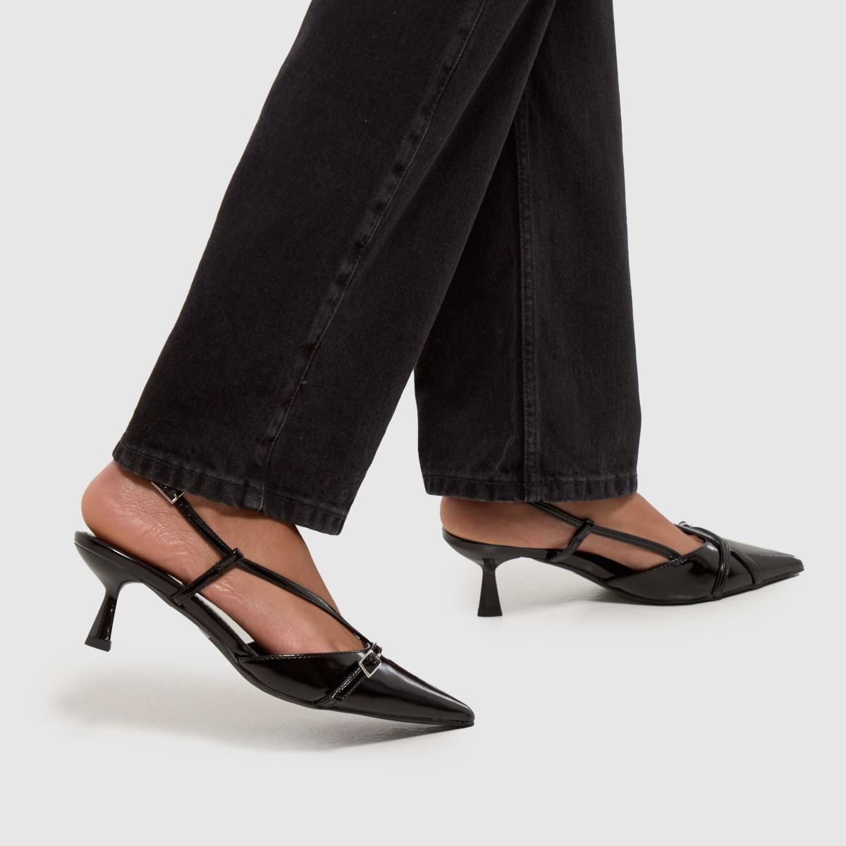 Schuh – Sidney – Svarta höga klackar med slingback