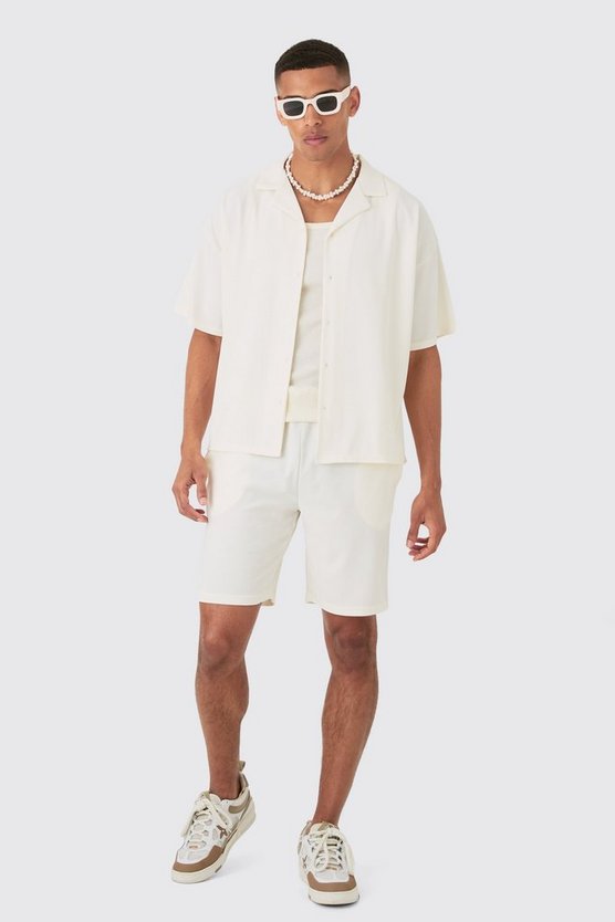 Kurzärmliges kastiges geripptes Hemd & Shorts
