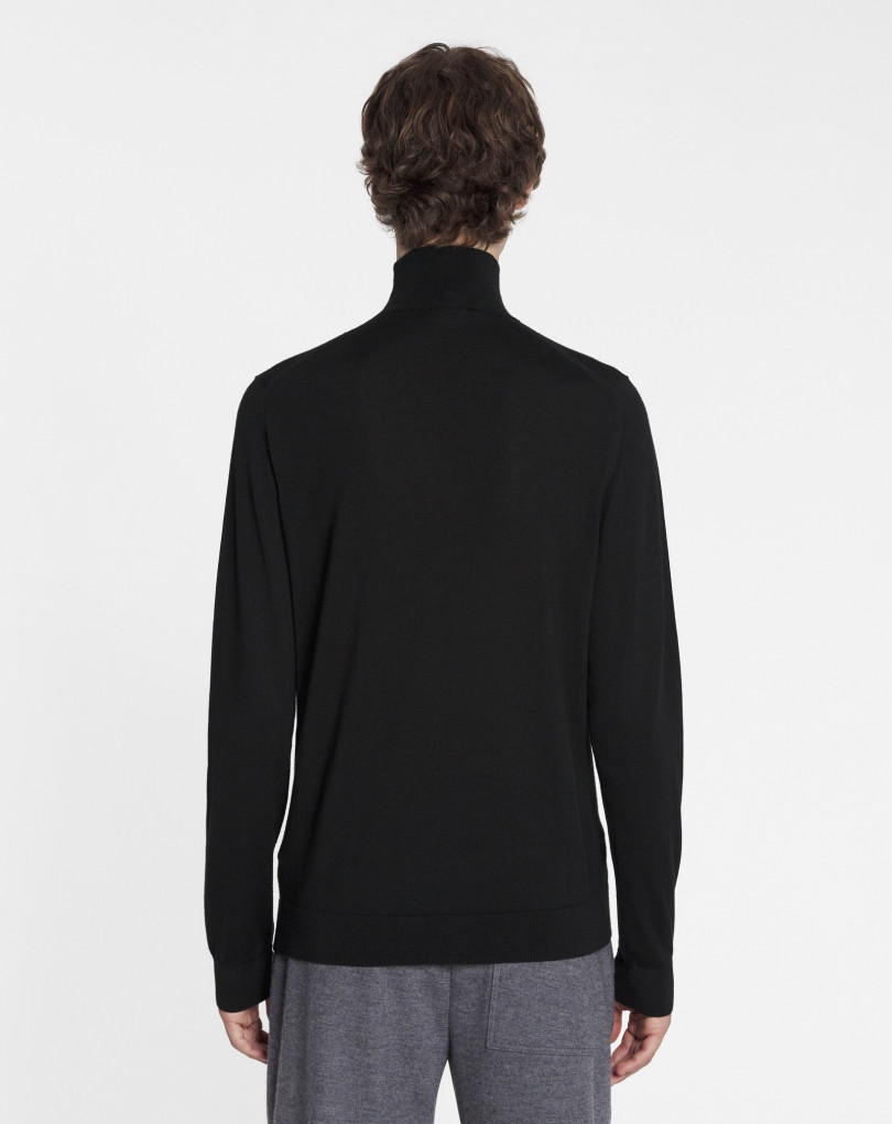PULL À COL ROULÉ EN LAINE ET SOIE