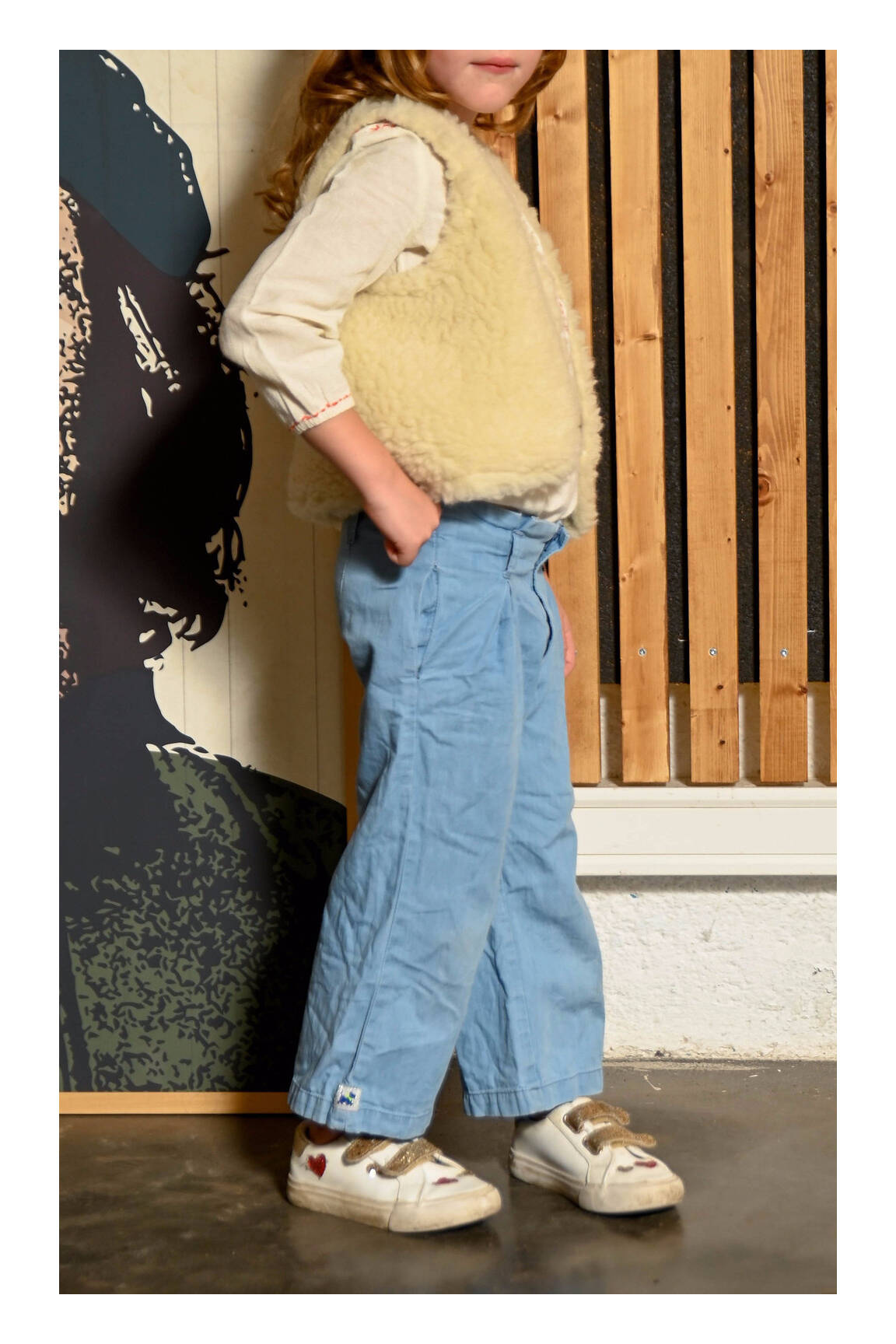 La Canadienne Autres Gilets Enfant couleur beige