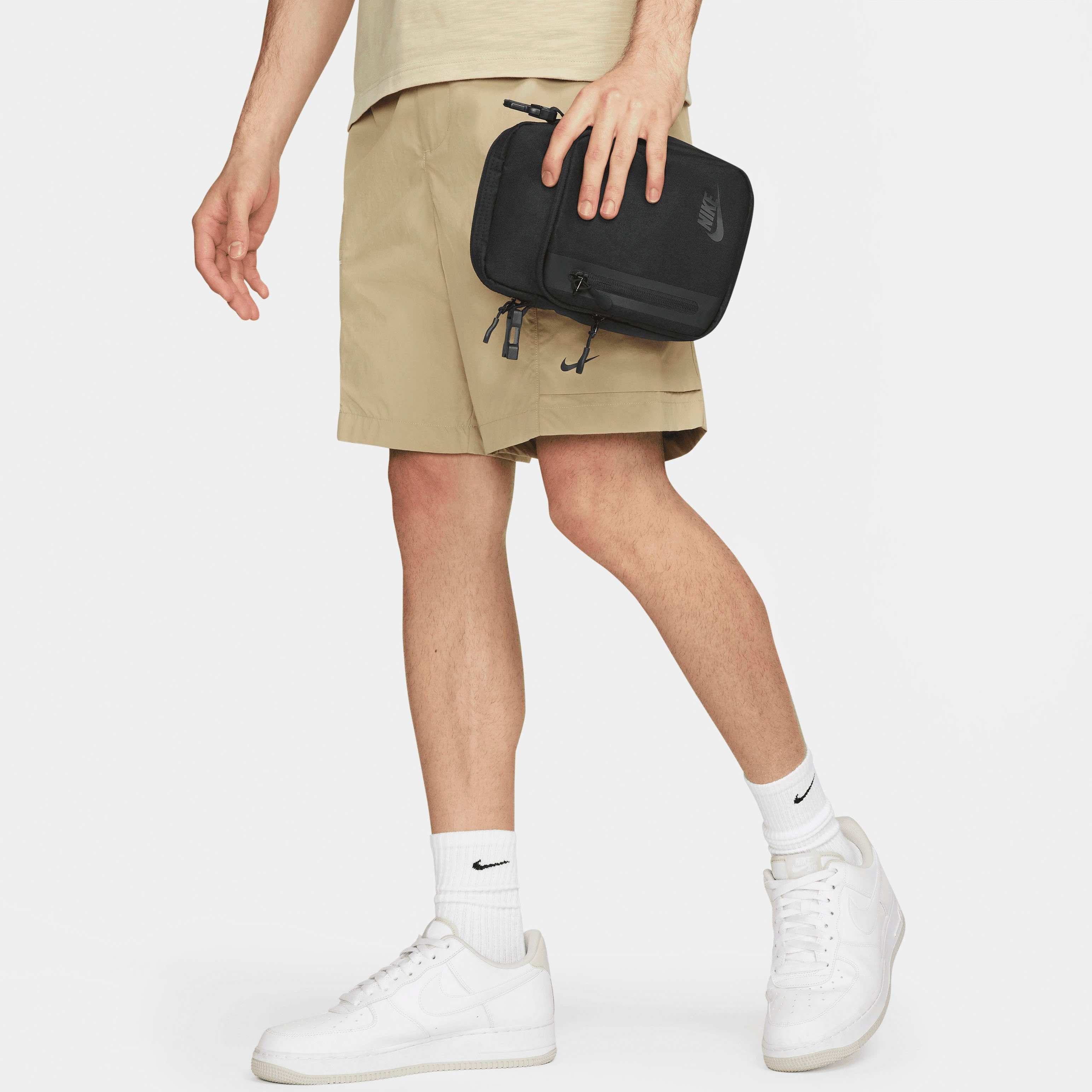Nike Sportswear Umhängetasche