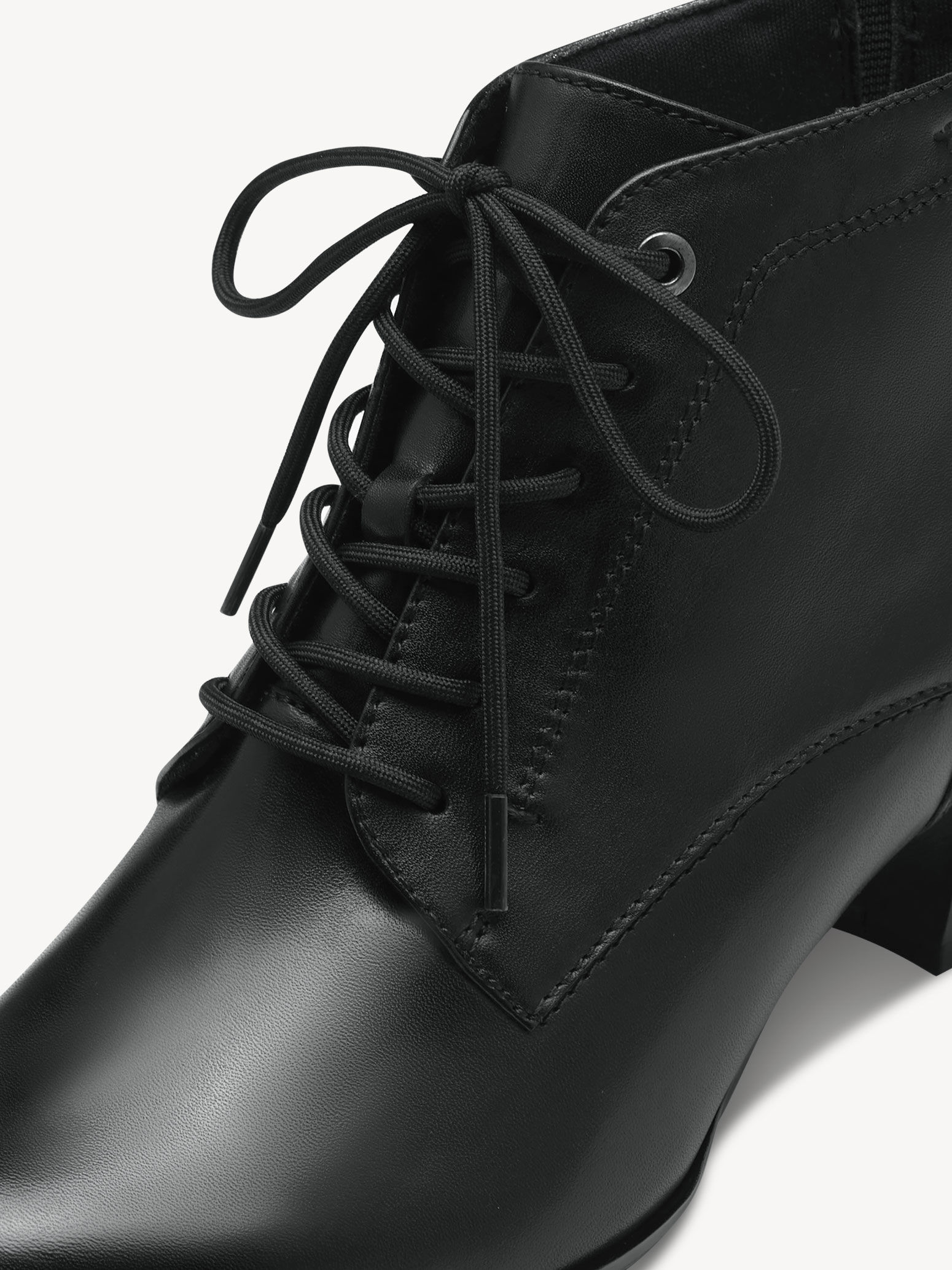 Bottine en cuir - noir