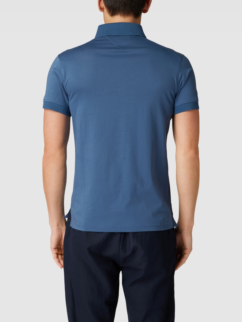 Poloshirt mit Knopfleiste in ozean blau