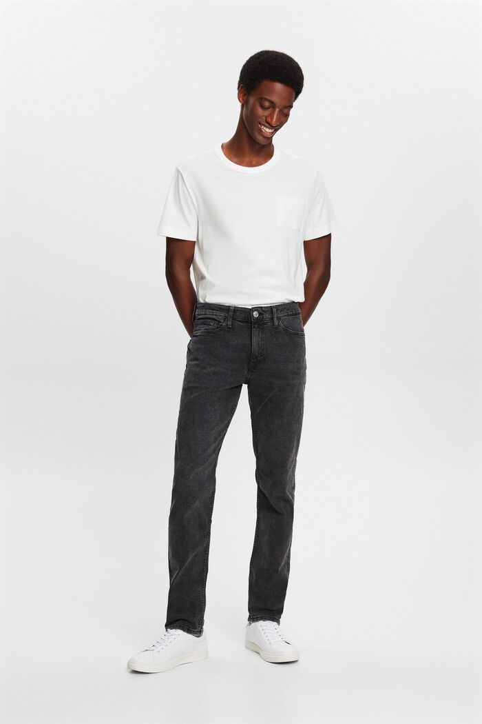 Jeans mit mittlerer Bundhöhe und schmaler Passform