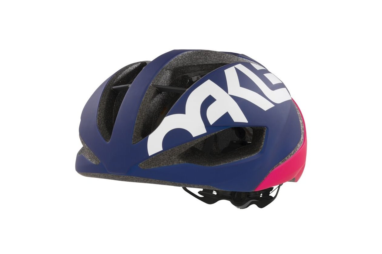Oakley ARO5