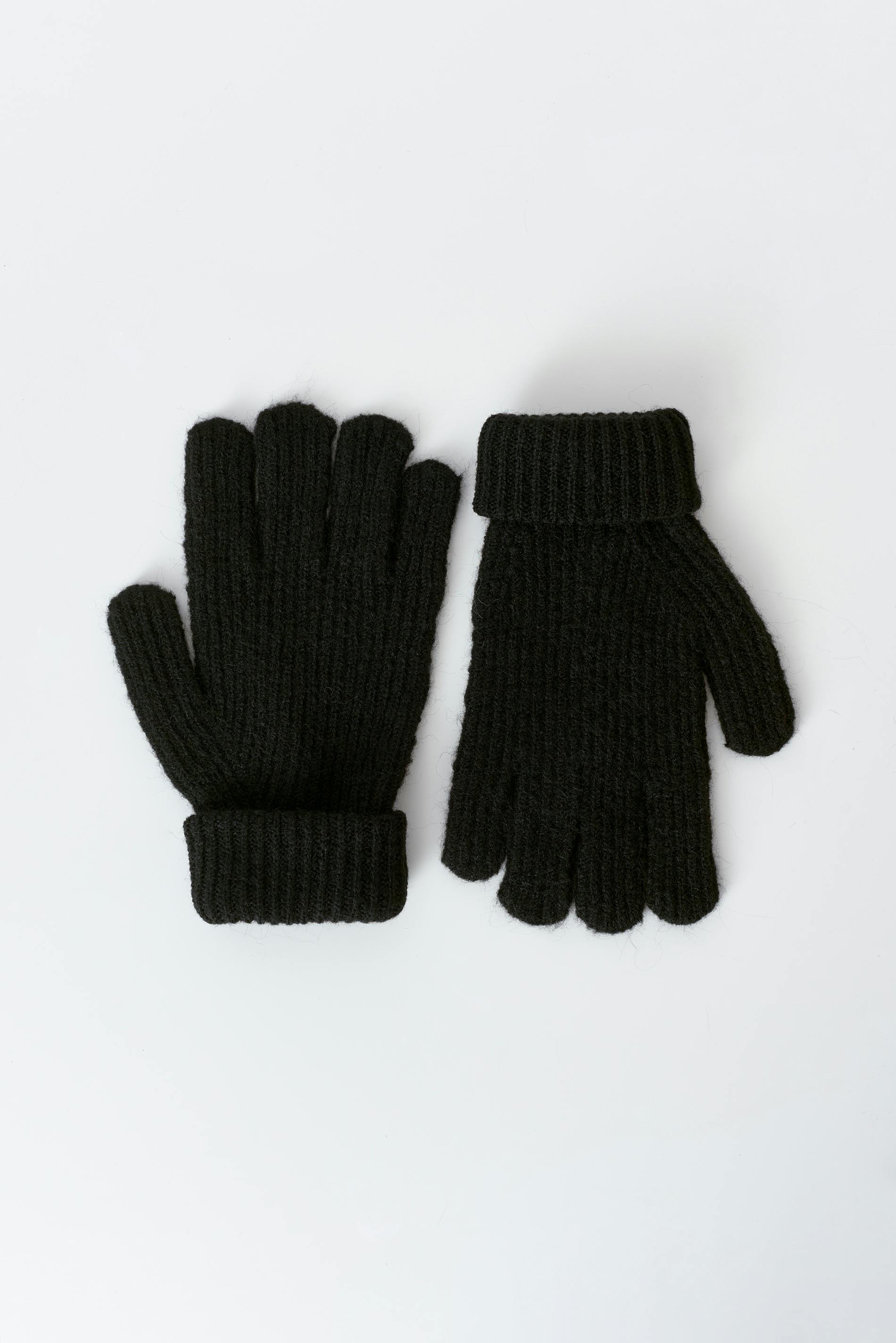 Rib gloves