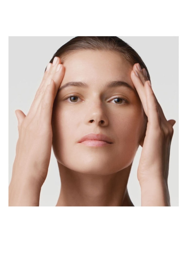 La Mer The New Serum Essence - sérum na tvár