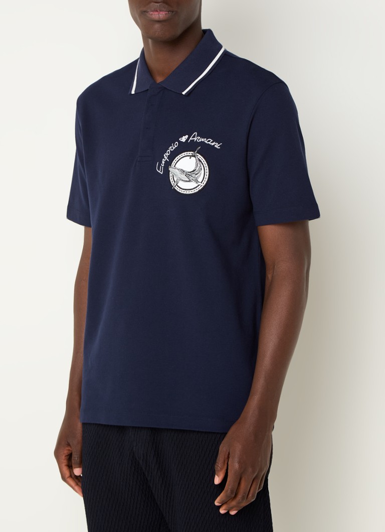 Polo Emporio Armani de corte regular em algodão piqué com bordado.