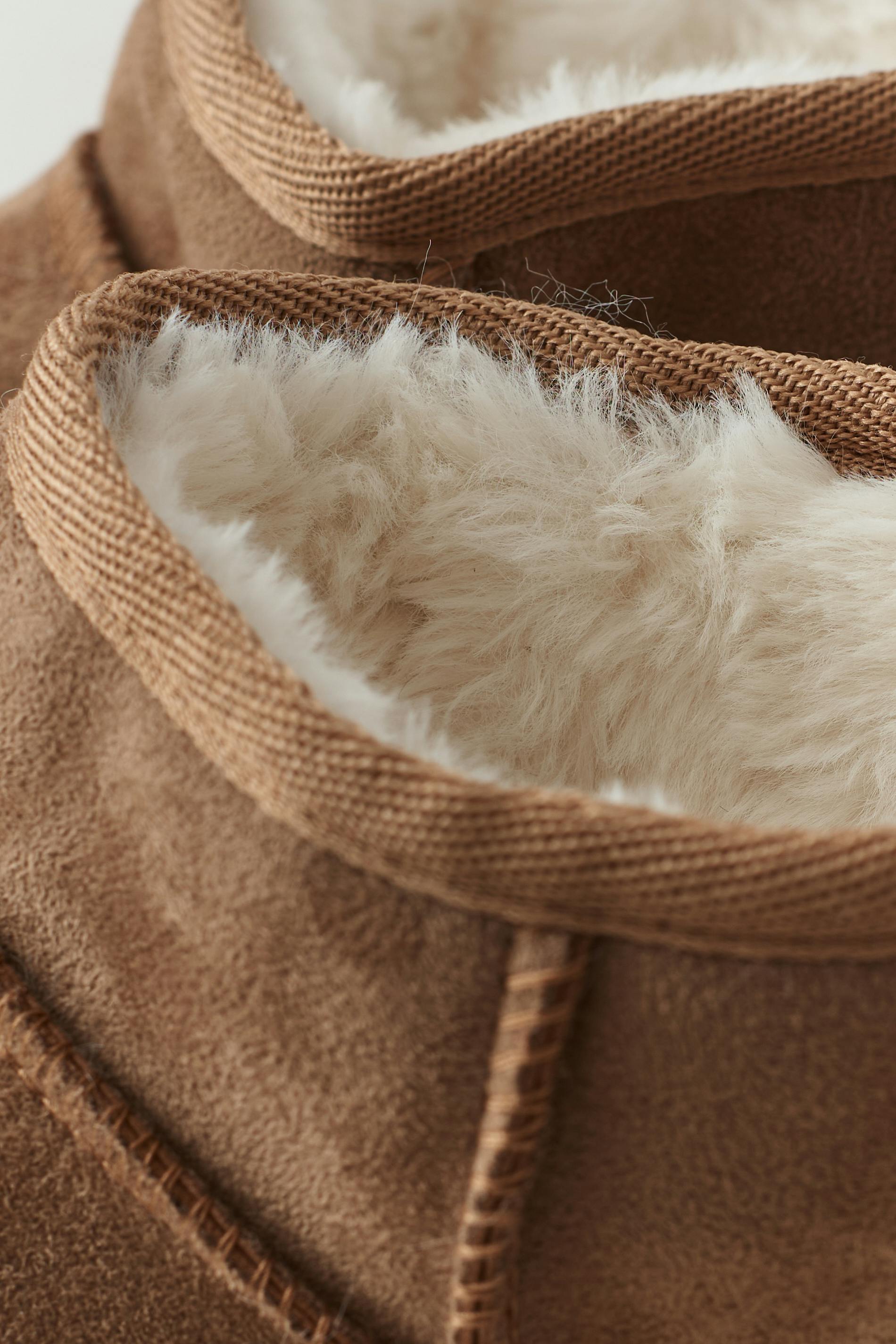 Y cozy boot