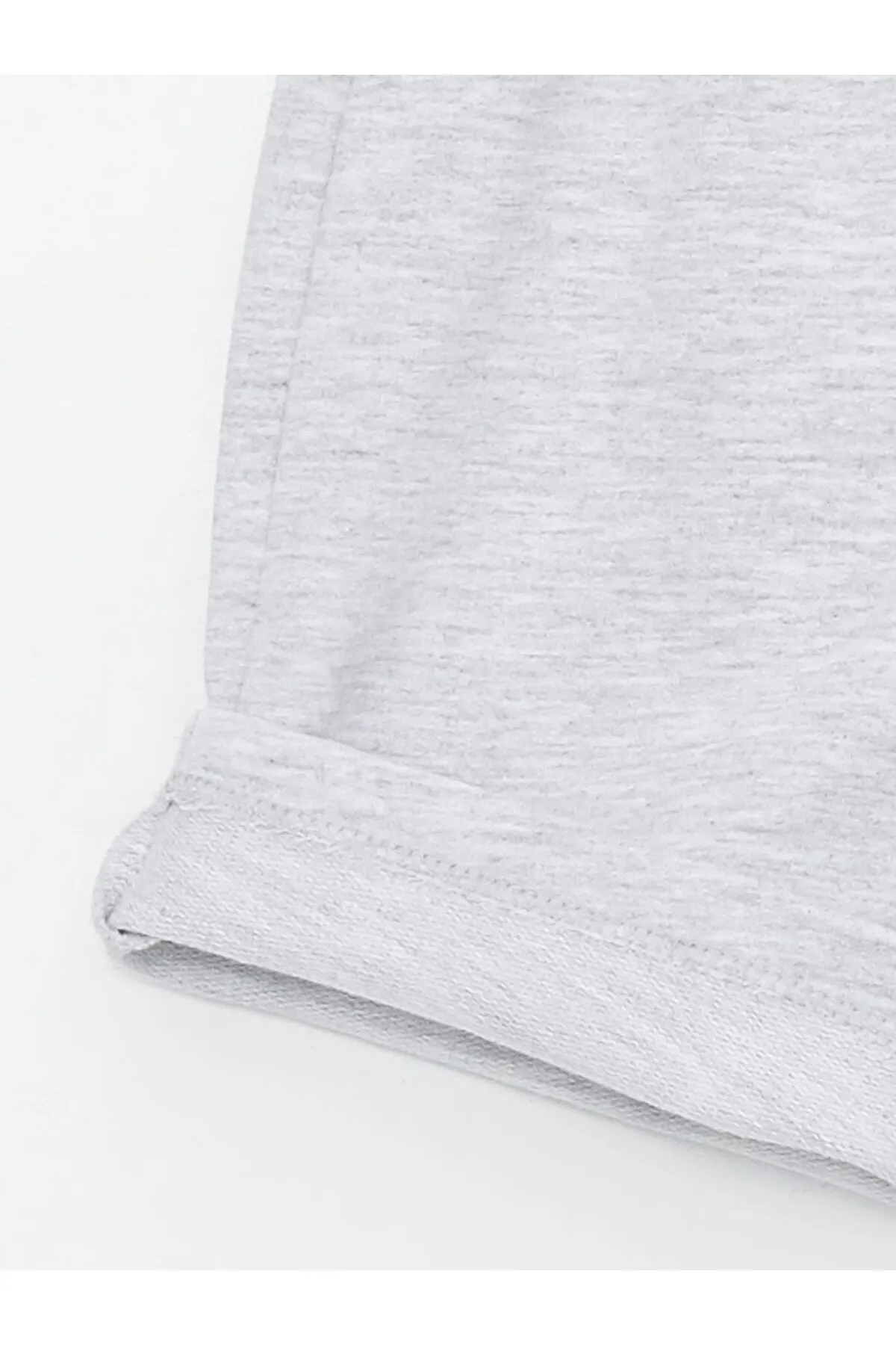 LC Waikiki  Bedrucktes T-Shirt und Shorts für Babys mit Rundhalsausschnitt, 2er-Set