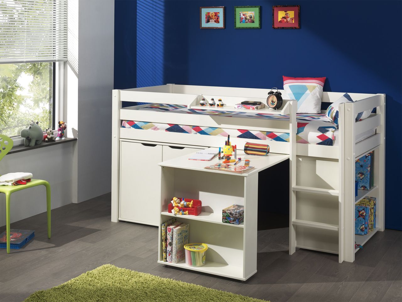 VIPACK Spielbett Pino mit Schreibtisch, Regal, Hängeregal und Kommde 2-trg.