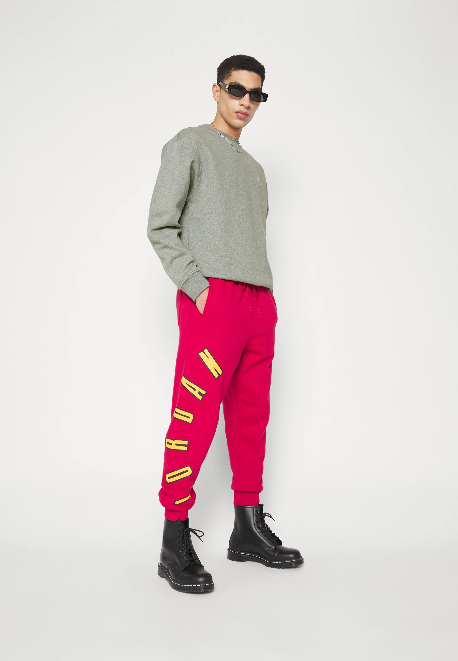 Jordan MJ ESS FLC CREW - Sudadera