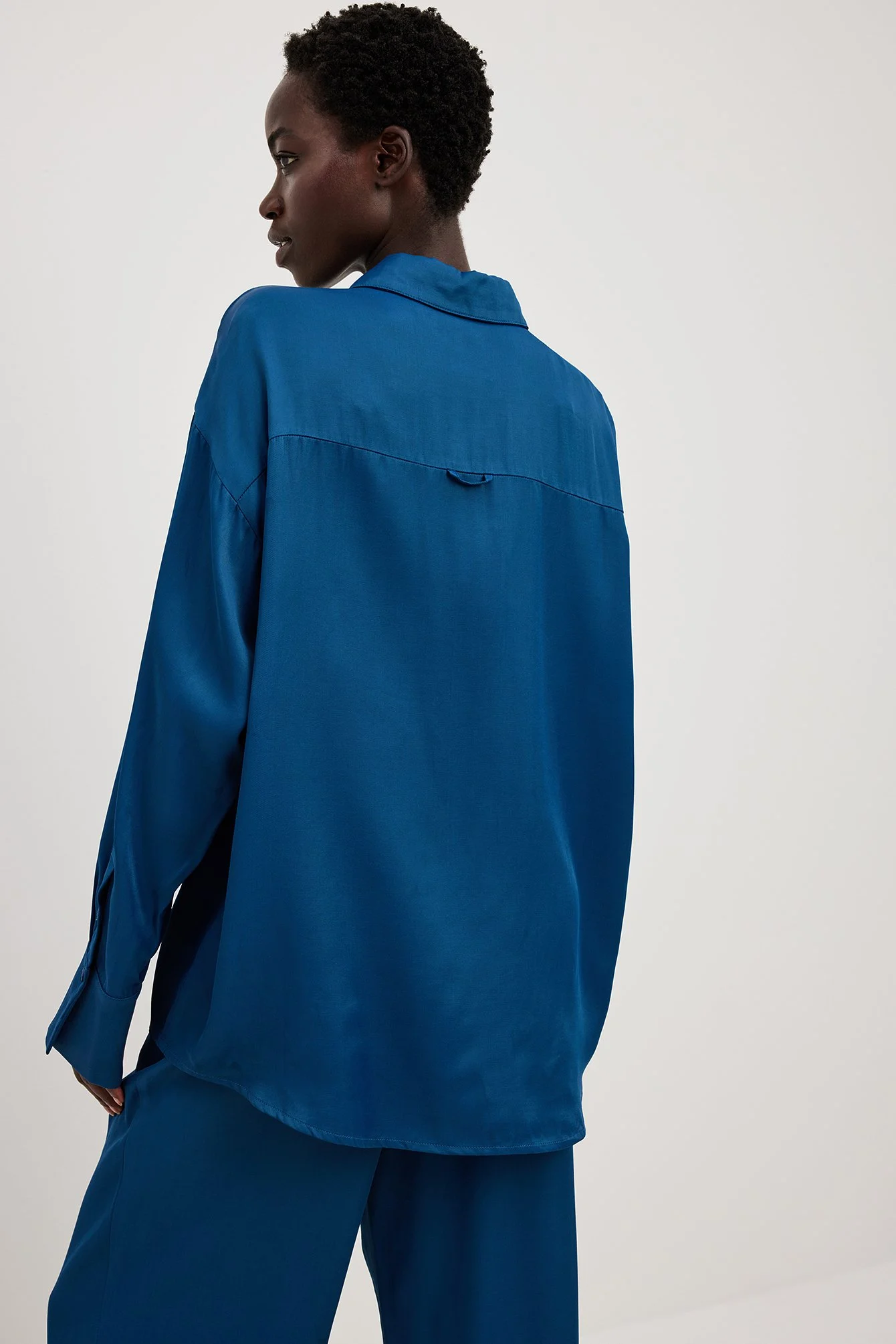 Fließende Hemdbluse aus Viskose