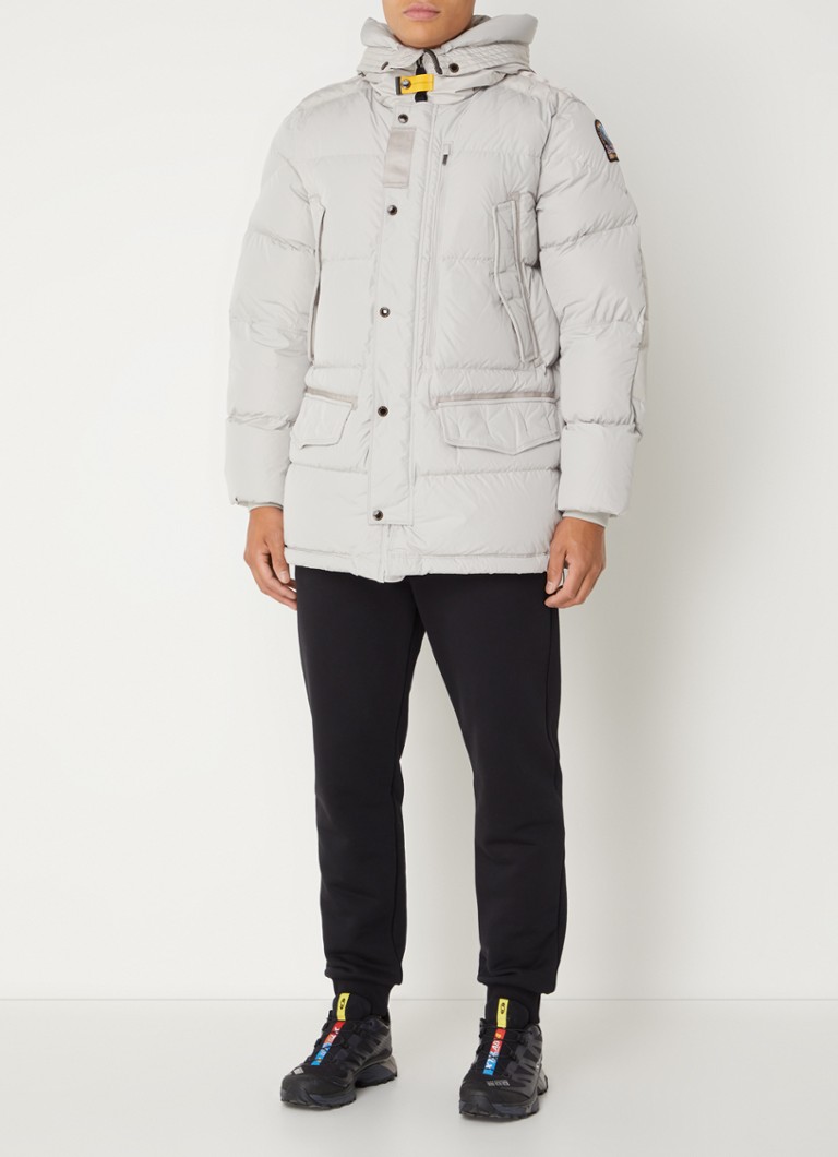 Parka Parajumpers Harraseeket con imbottitura in piuma e cappuccio.