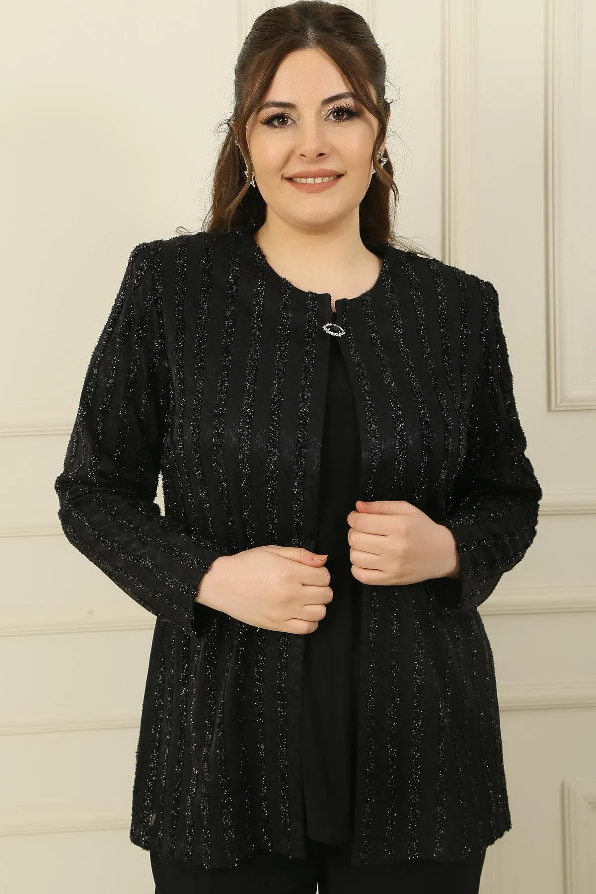 By Saygı  2-teiliges Set mit langärmeliger Bluse, Streifen und glitzerndem String, Jacke in Übergröße