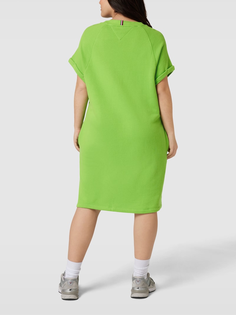 PLUS SIZE Sweatkleid mit Logo-Print in hellgrün