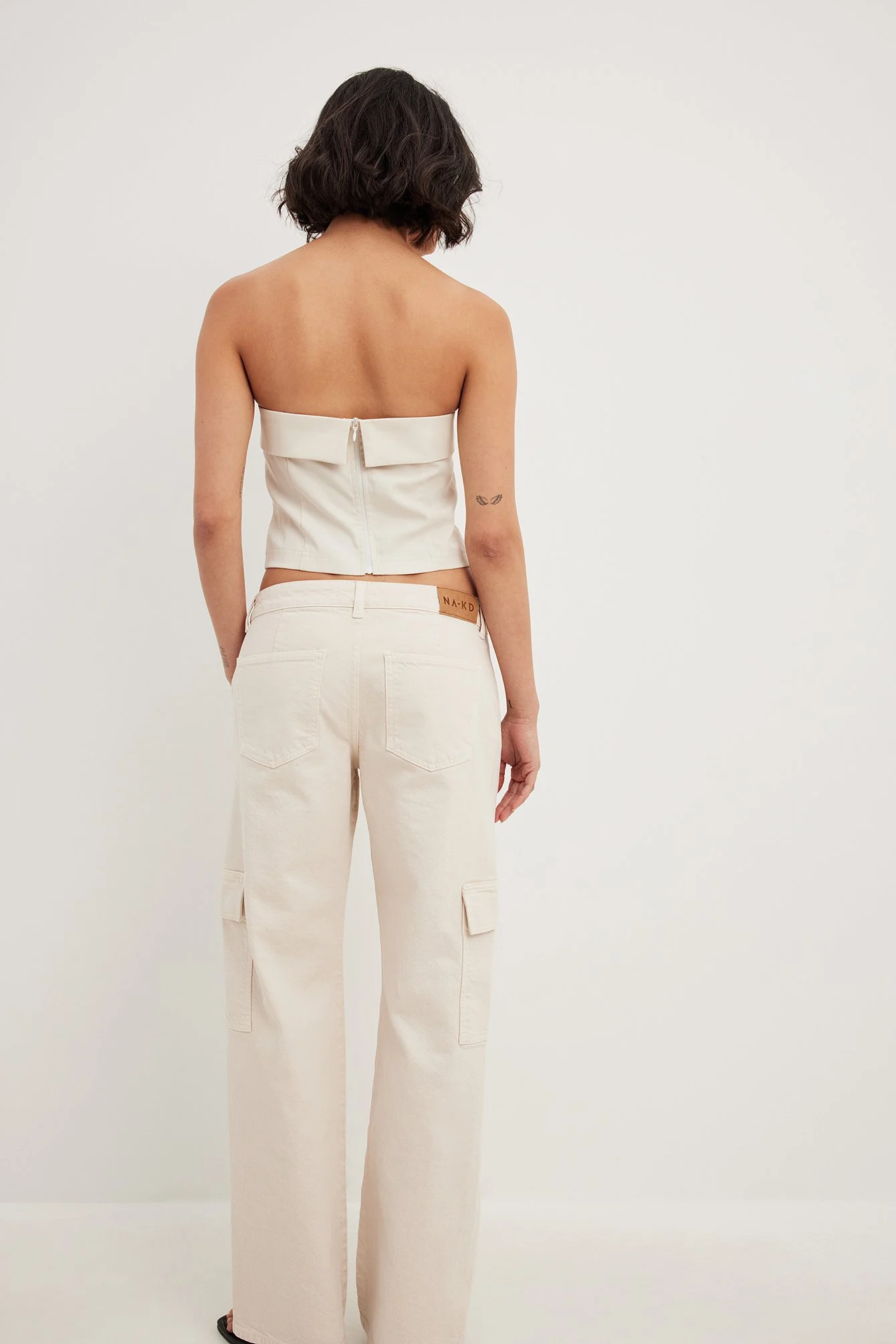 Jeans mit niedriger Taille und Taschendetail