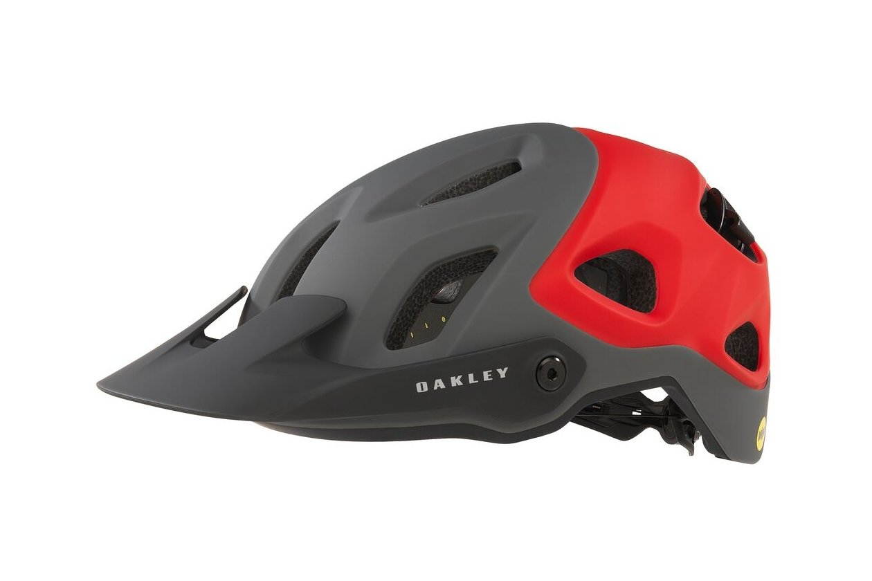 Oakley DRT5