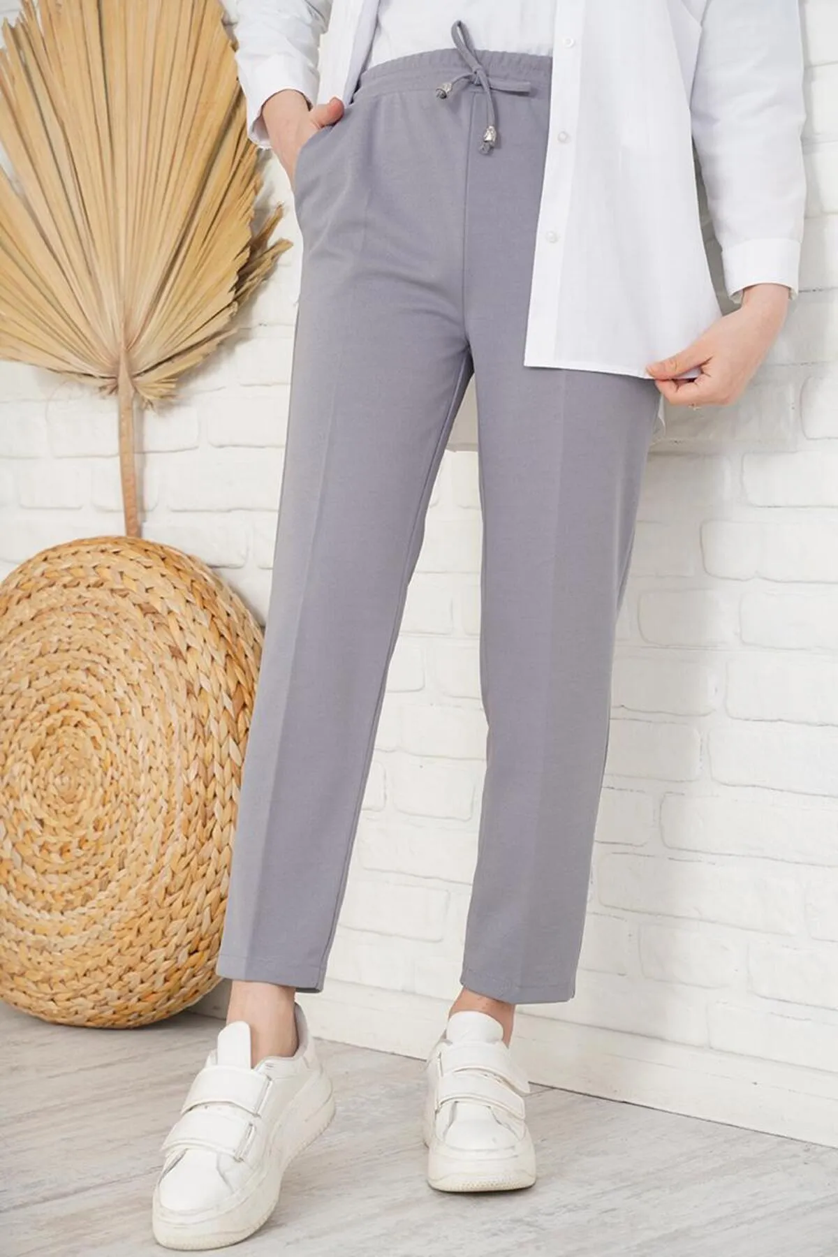 benguen  6624 Knöchelhose mit elastischem Bund und Seildetails, Grau
