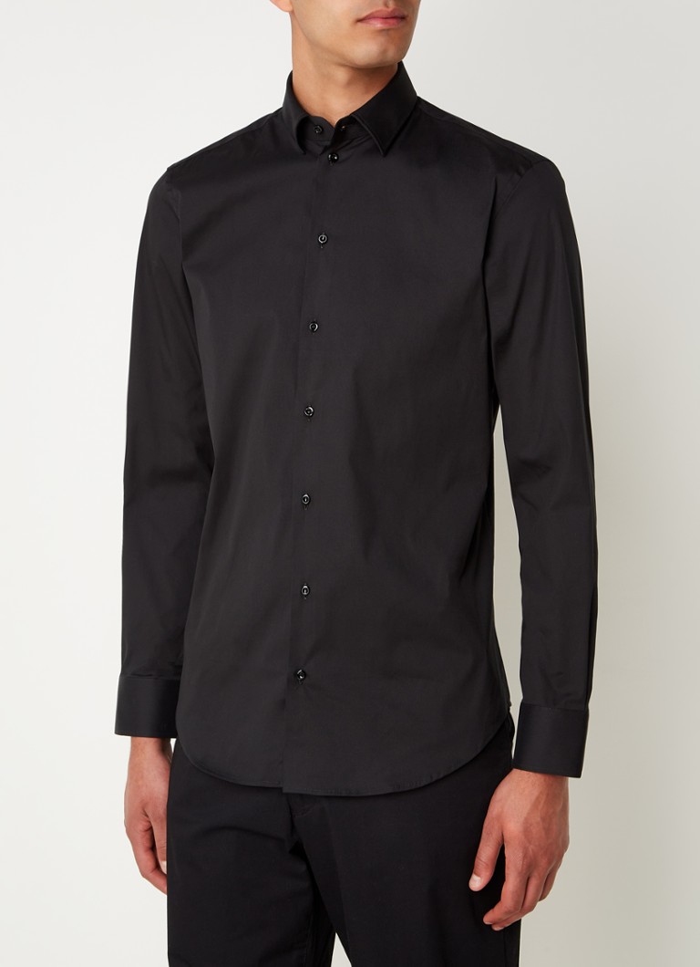 Cămașă Emporio Armani cu o croială clasică și flexibilă.