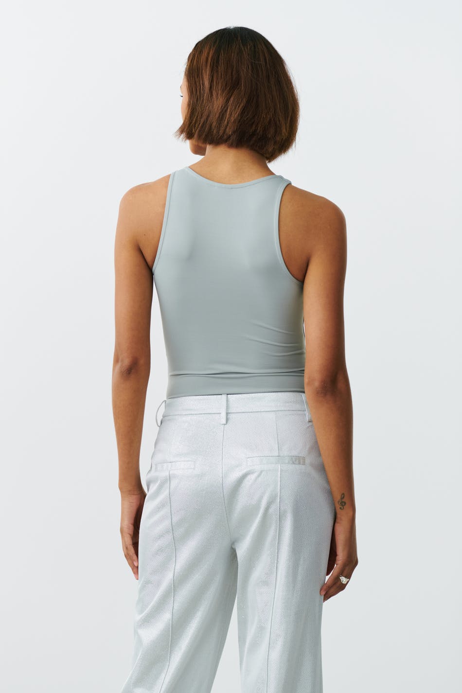 Stretchy sleeveless body
