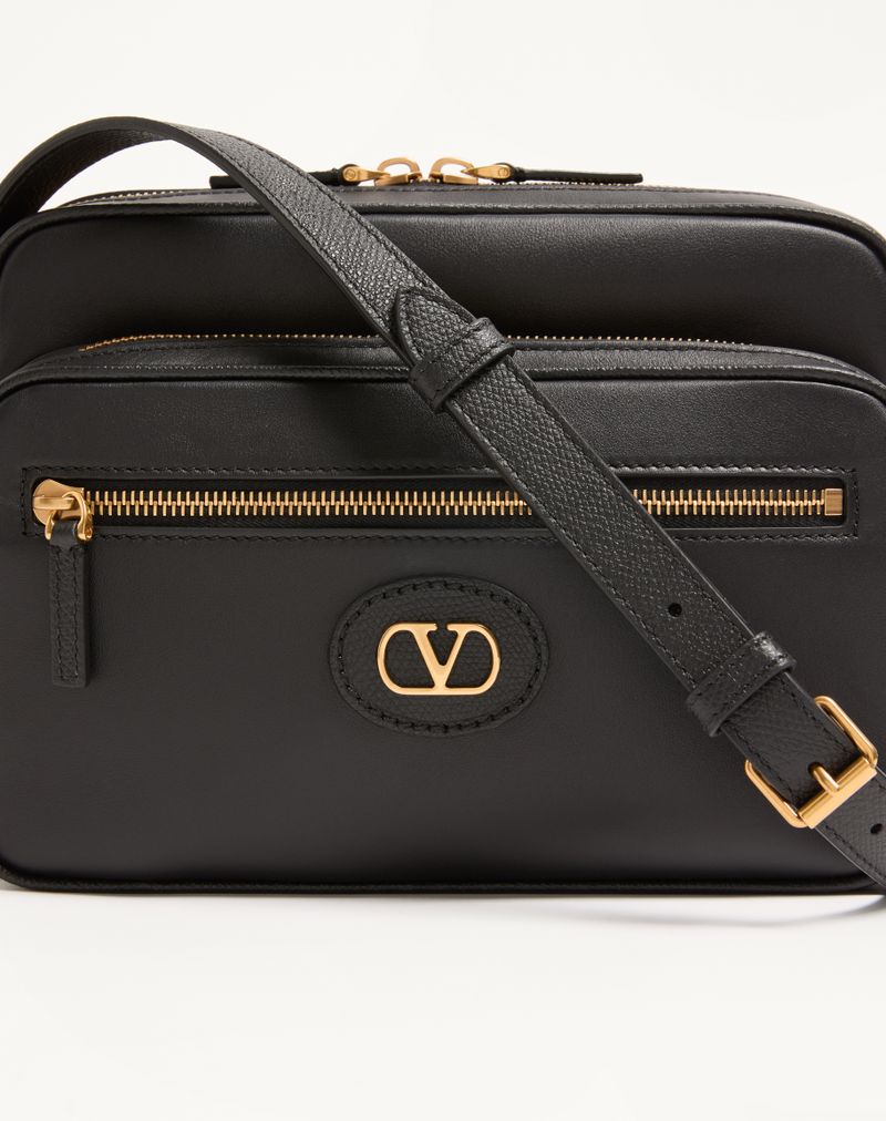 Valentino Garavani Antibes skuldertaske i kalveskind