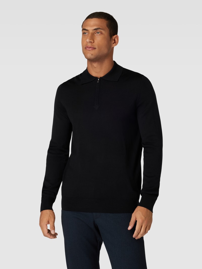 Strickpullover mit kurzem Reißverschluss in schwarz