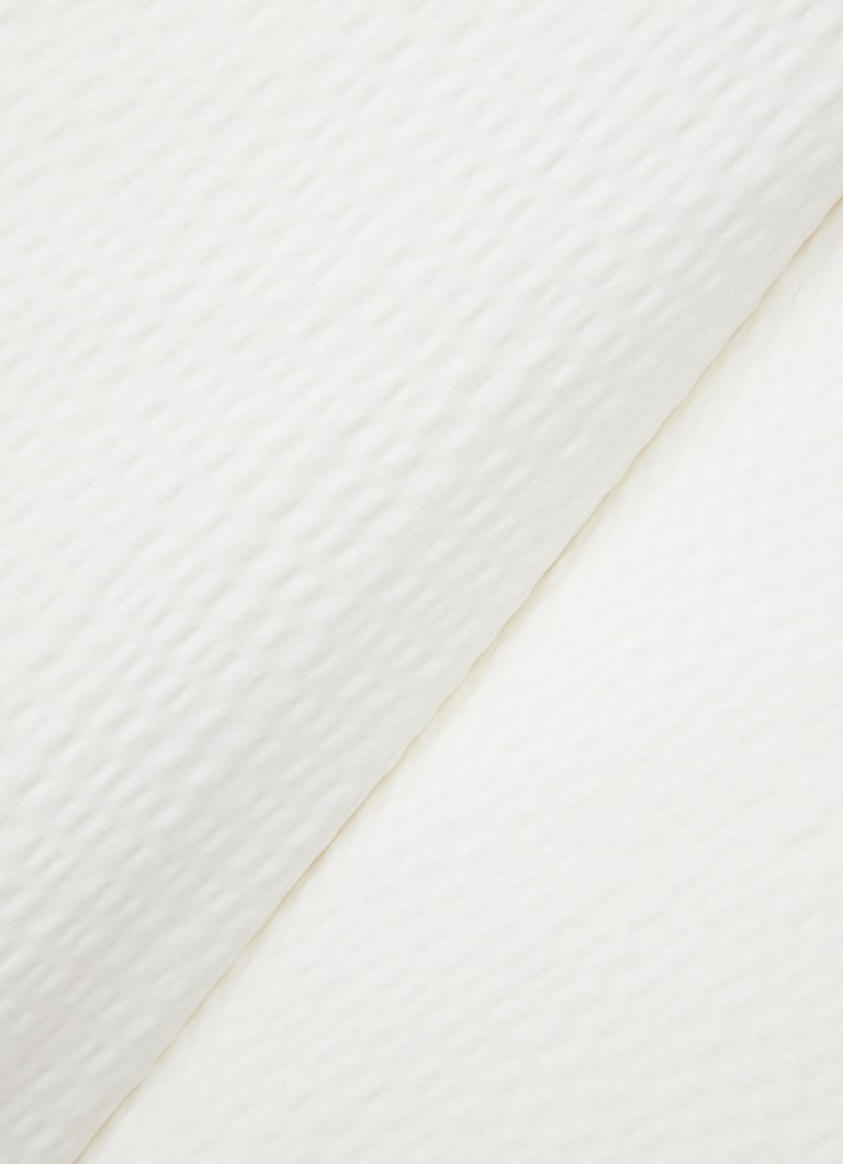 Set de lenjerie de pat din bumbac de înaltă calitate, cu fețe de pernă.