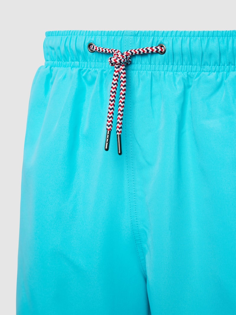 Badeshorts mit Label-Stitching in türkis