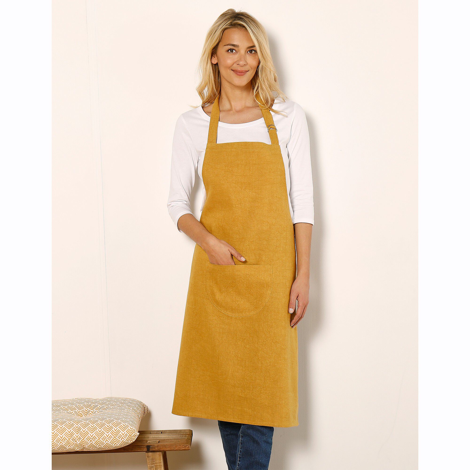 Tablier de cuisine uni forme bavette