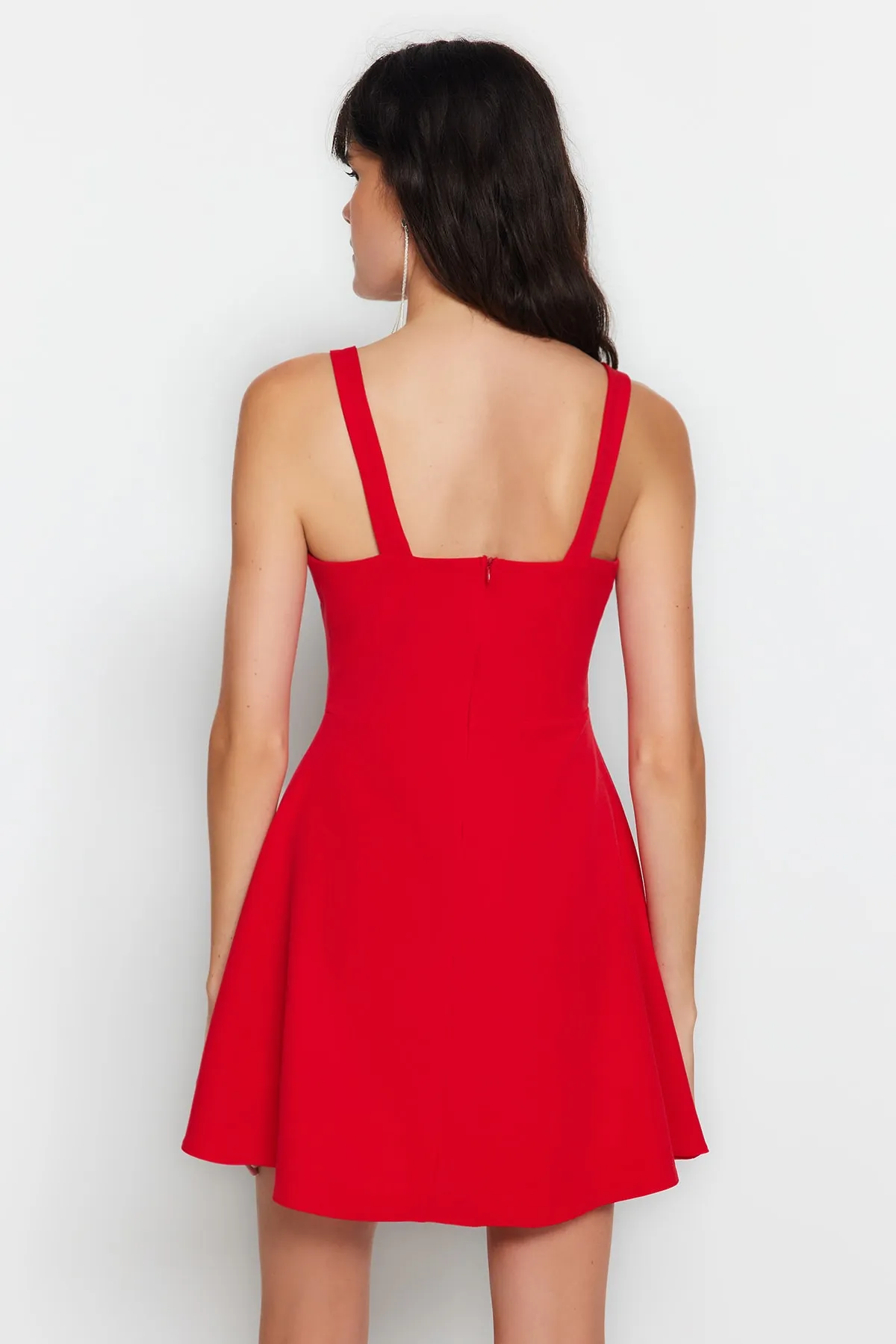 Trendyol Collection  Rotes Abendkleid mit offener Taille/Skater-Webmuster/TPRSS23EL00031