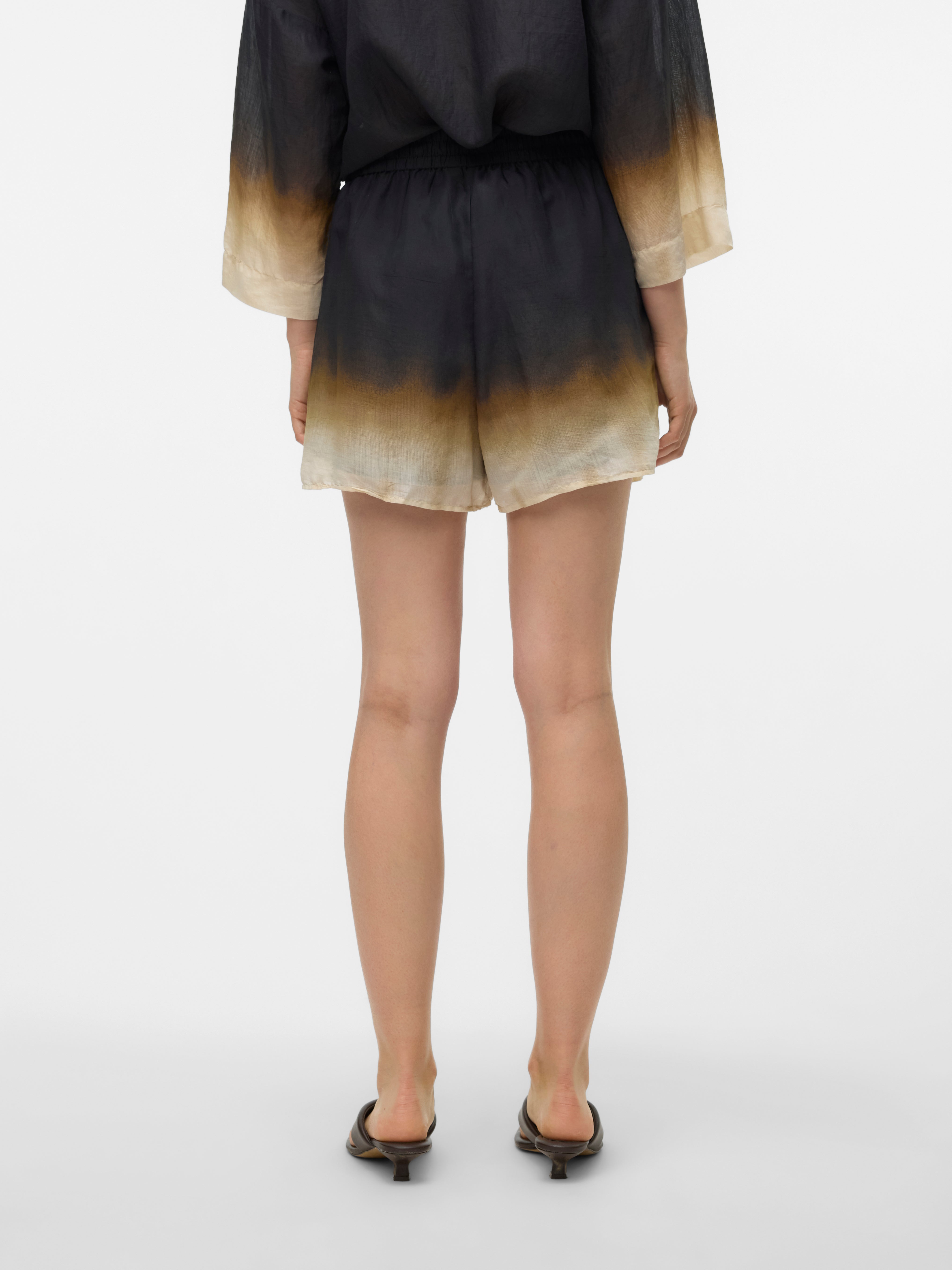 VMMAJA Shorts