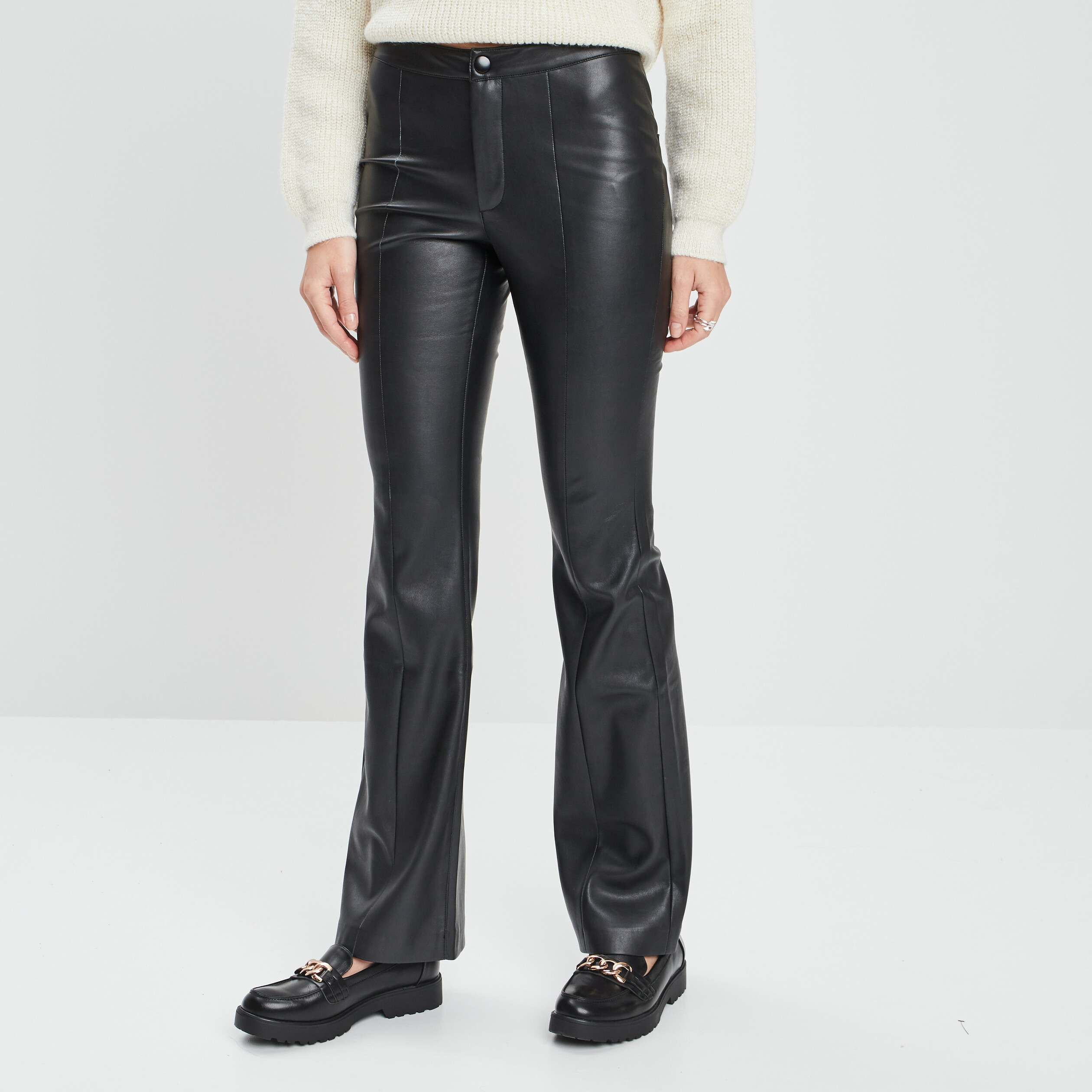 Pantalon flare simili cuir Liberto noir femme | La Halle
