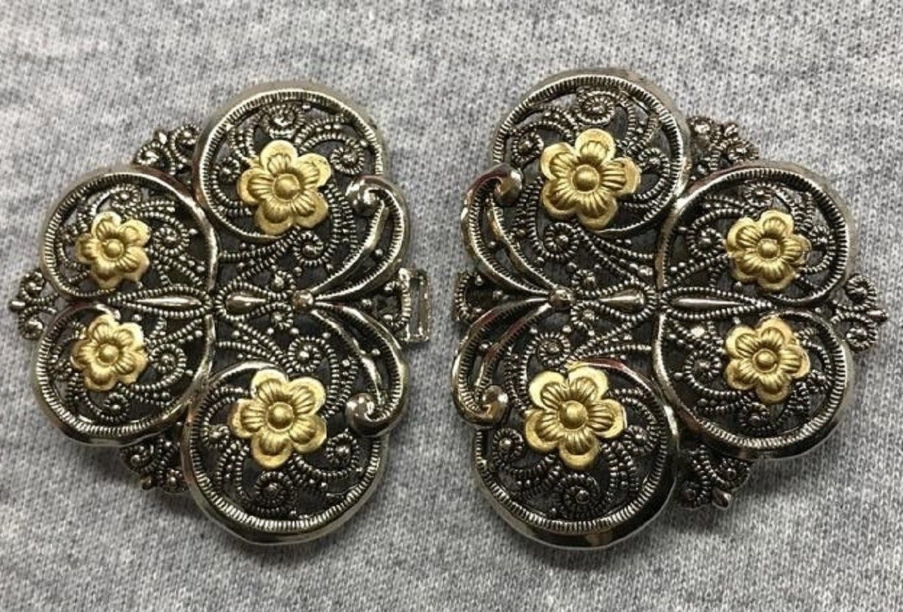 Pezzo D'oro Gürtelschnalle Trachtenschließe, Dirndlschließe, altsilber Rosette in altgold 2 Metallfarben in einer Schließe