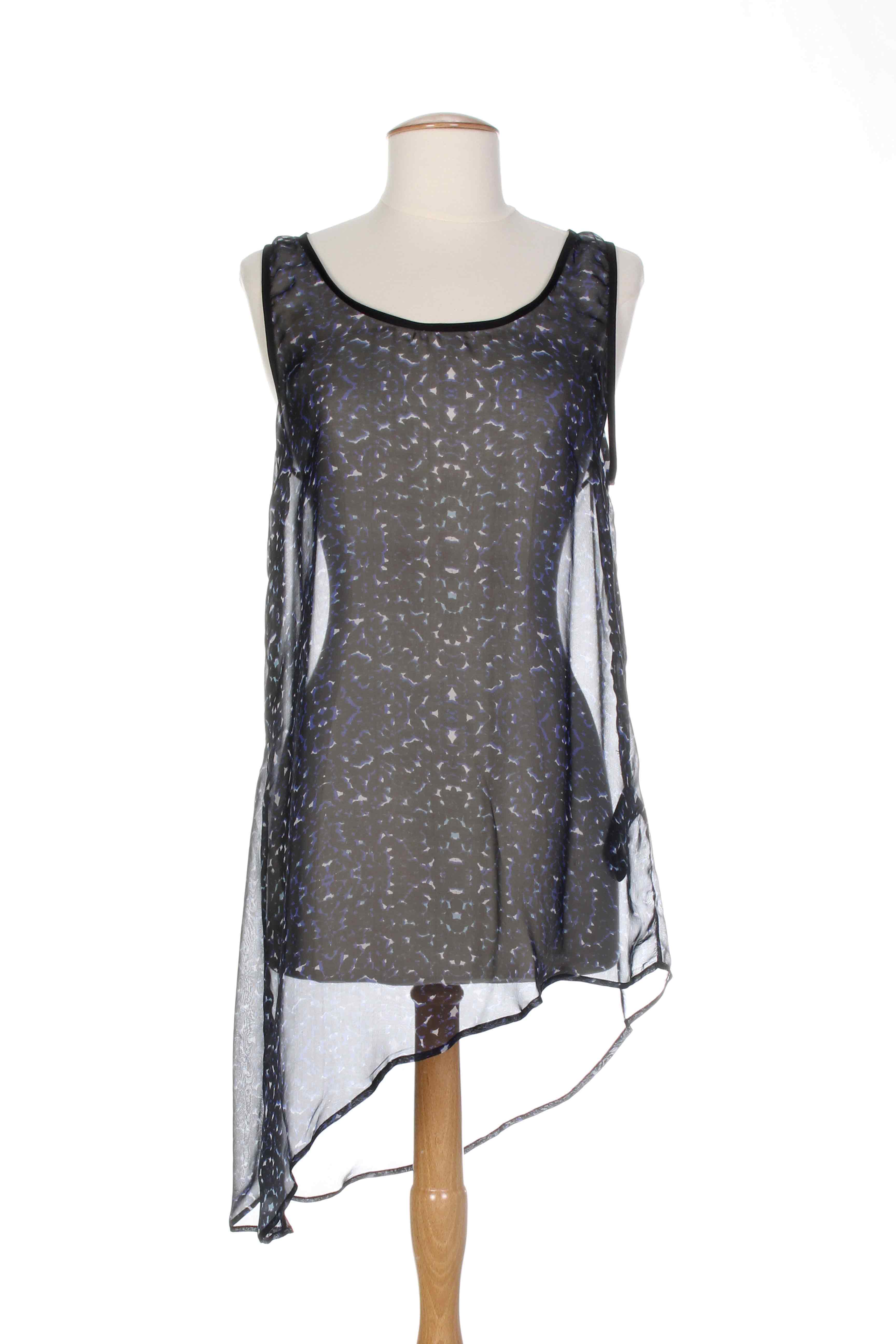Costume Nemutso Tuniquesansmanche Femme couleur noir